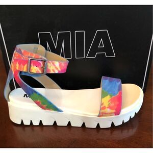 MIA - NWT - L Sz 8 "Madi" Tie-Dye Platform Sandal in Rainbow Colors & White Sole